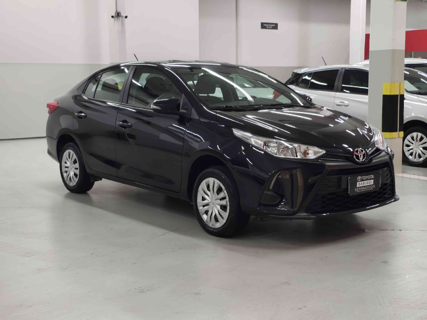 toyota yaris 1.5 16v flex sedan xl multidrive 4p automatico 2025