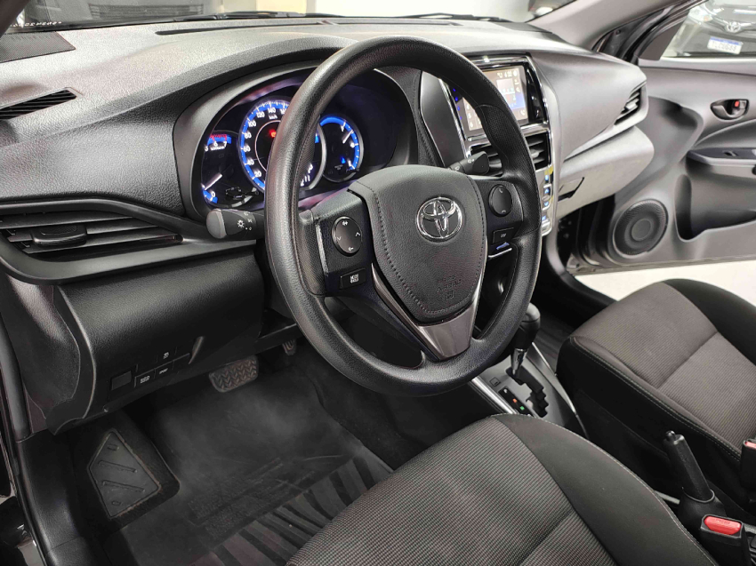 toyota yaris 1.5 16v flex sedan xl multidrive 4p automatico 20256