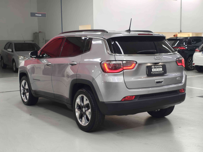 jeep compass 2.0 16v flex longitude automatico 4p 20203