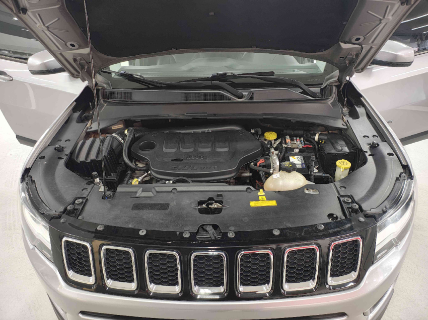 jeep compass 2.0 16v flex longitude automatico 4p 202011