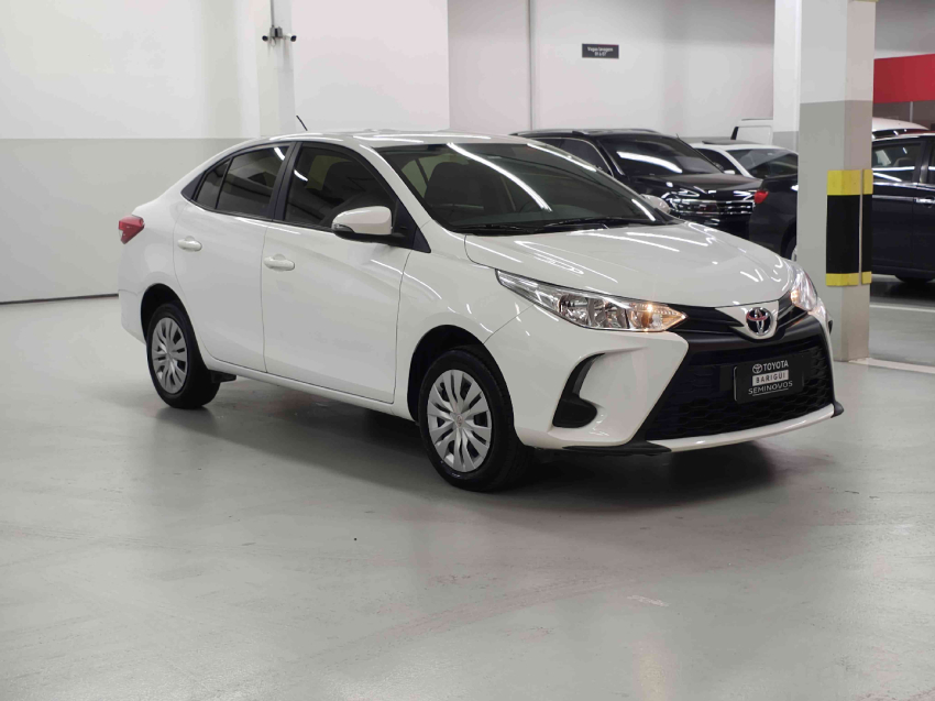 toyota yaris 1.5 16v flex sedan xl multidrive 4p automatico 2024