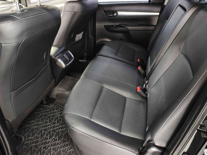 toyota hilux 2.8 d-4d turbo diesel cd srx 4x4 automatico 4p 20239