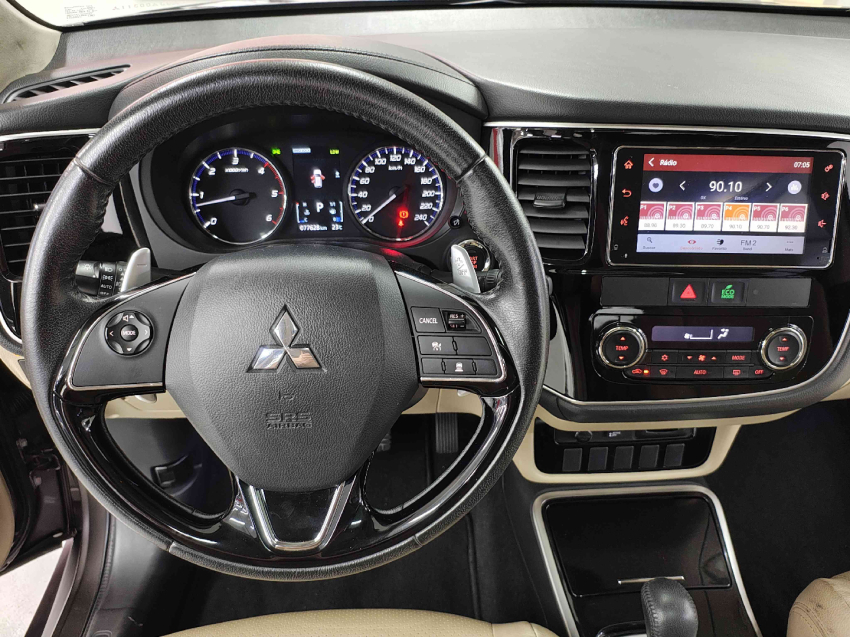 mitsubishi outlander 2.2 4x4 16v diesel 4p automatico 2.0 gasolina 20187