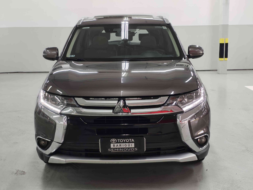 mitsubishi outlander 2.2 4x4 16v diesel 4p automatico 2.0 gasolina 20181