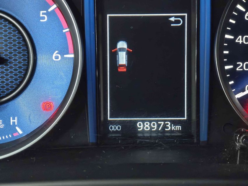 toyota hilux sw4 2.8 d-4d turbo diesel srx 7l 4x4 automatico 4p 20247