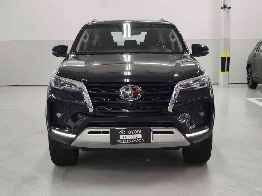 toyota hilux sw4 2.8 d-4d turbo diesel srx 7l 4x4 automatico 4p 20241