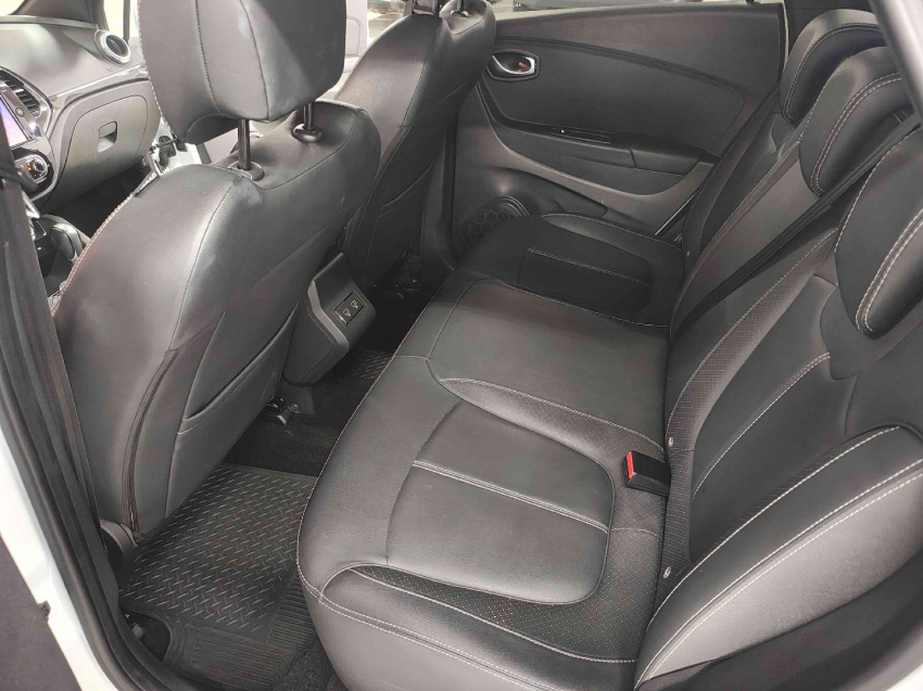 renault captur 1.3 tce flex iconic x-tronic 4p automatico 20229