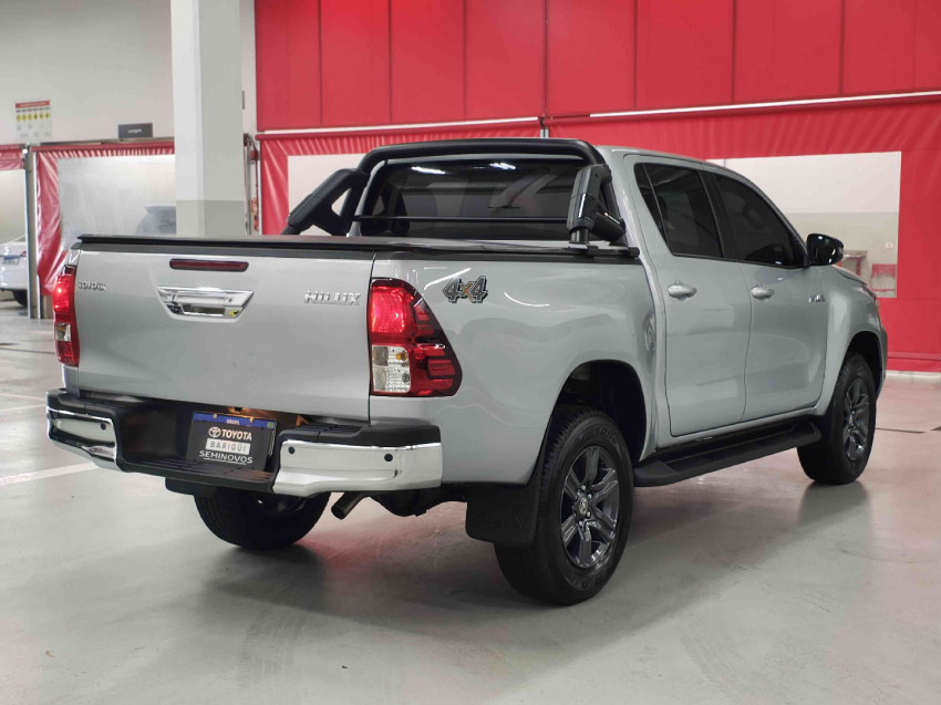 toyota hilux 2.8 d-4d turbo diesel cd sr 4x4 automatico 4p 20255