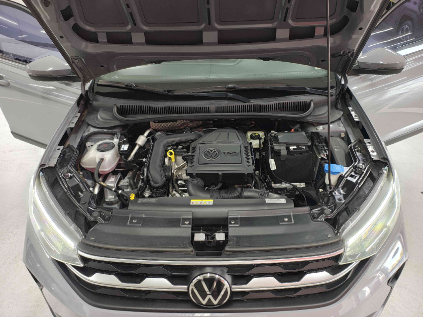 volkswagen nivus 1.0 200 tsi total flex highline automatico 4p 202212