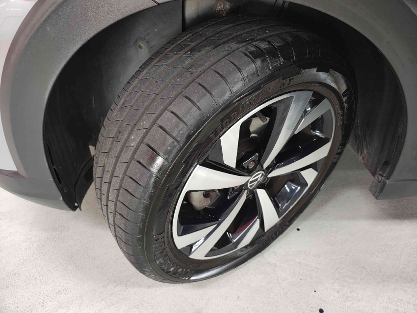 volkswagen nivus 1.0 200 tsi total flex highline automatico 4p 202211