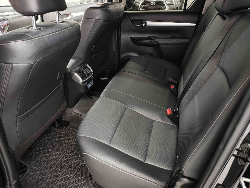 toyota hilux 2.8 d-4d turbo diesel cd srx plus 4x4 automatico 4p 20246