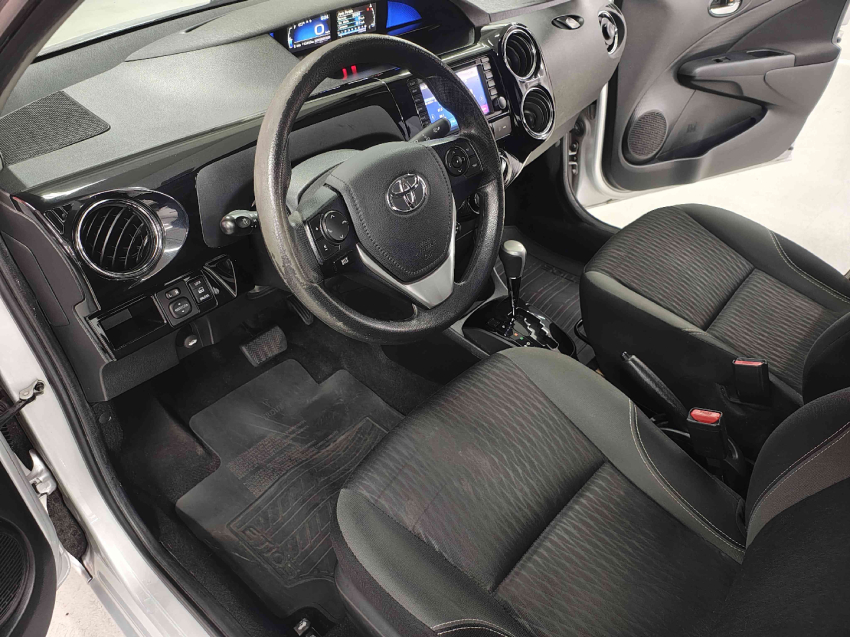 toyota etios 1.5 xs 16v flex 4p manual automatico 20189