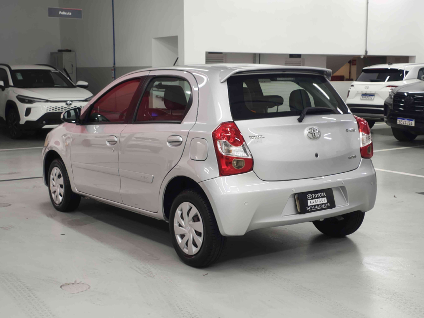 toyota etios 1.5 xs 16v flex 4p manual automatico 20183