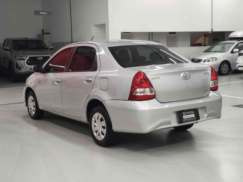 toyota etios 1.5 xs 16v flex 4p manual automatico 20183