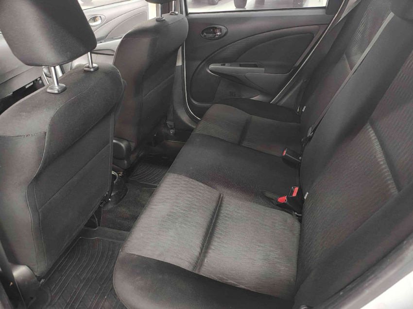 toyota etios 1.5 xs 16v flex 4p manual automatico 20187