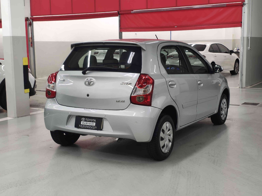 toyota etios 1.5 xs 16v flex 4p manual automatico 20185