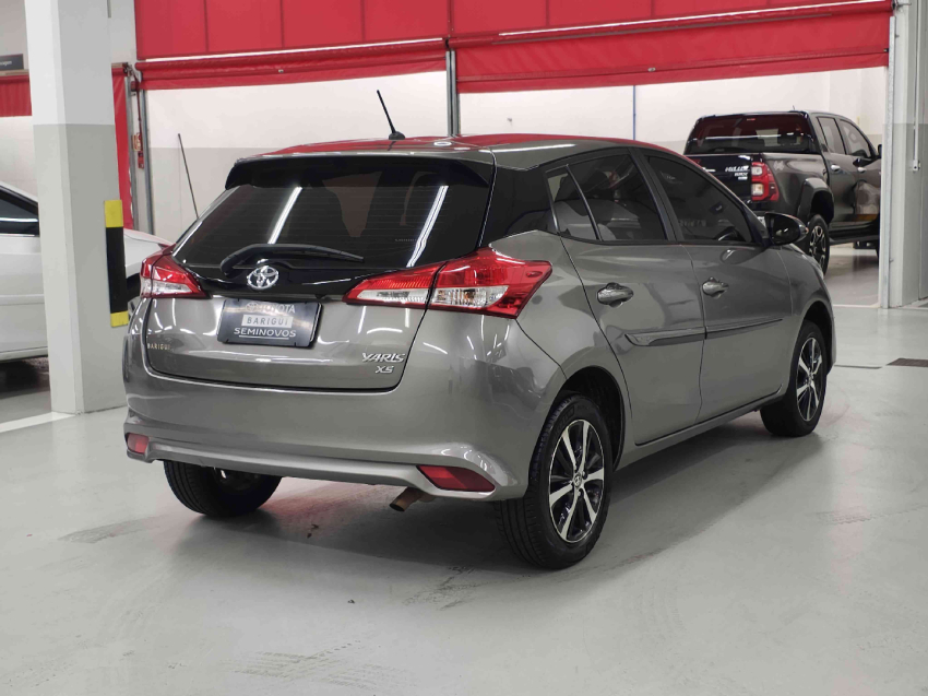 toyota yaris 1.5 16v flex xs connect multidrive 4p automatico 20205