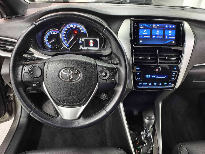 toyota yaris 1.5 16v flex xs connect multidrive 4p automatico 20207