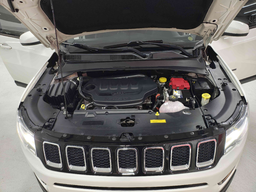 jeep compass 2.0 16v flex longitude automatico 4p 201811