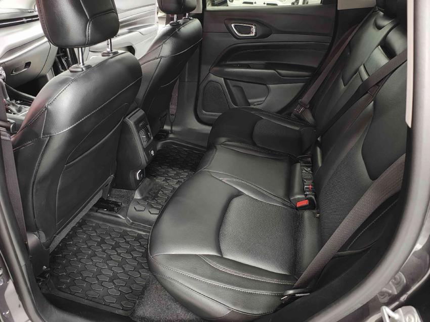 jeep compass 1.3 t270 turbo flex longitude at6 4p automatico 20228