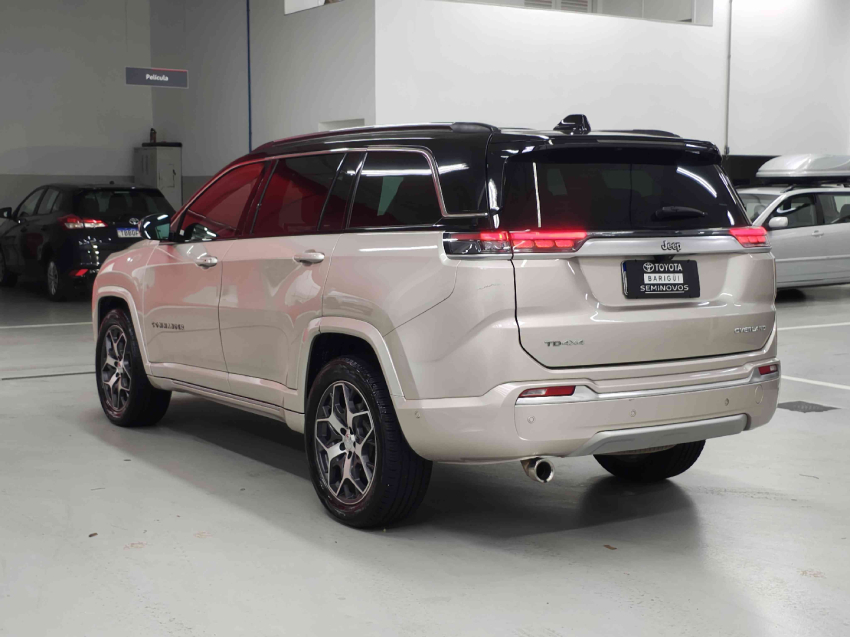 jeep commander 2.0 td380 turbo diesel overland at9 4p automatico 20223