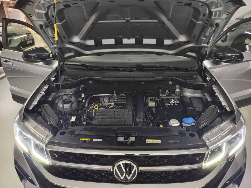 volkswagen taos 1.4 250 tsi total flex highline automatico 4p 202412