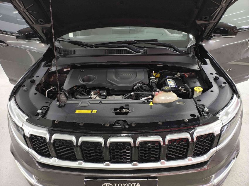 jeep commander 1.3 t270 turbo flex overland at6 4p automatico 202313