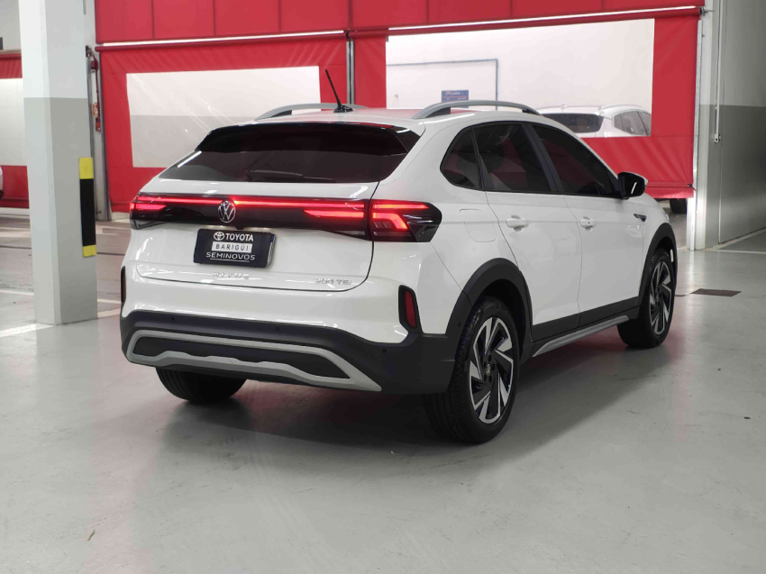 volkswagen nivus 1.0 200 tsi total flex highline automatico 4p 20255
