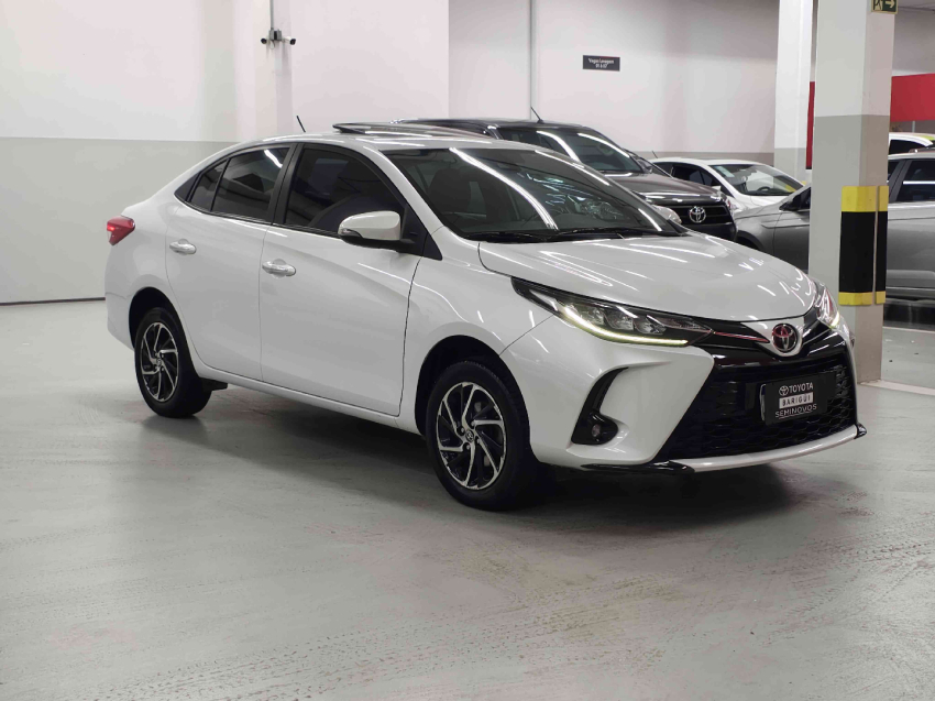 toyota yaris 1.5 16v flex sedan xls connect multidrive 4p automatico 2023