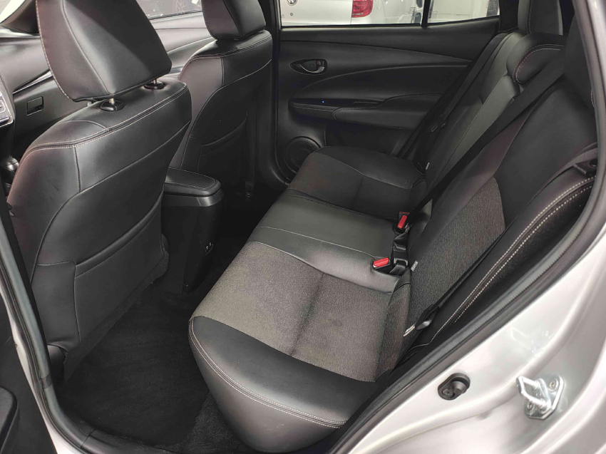 toyota yaris 1.5 16v flex xs connect multidrive 4p automatico 20236