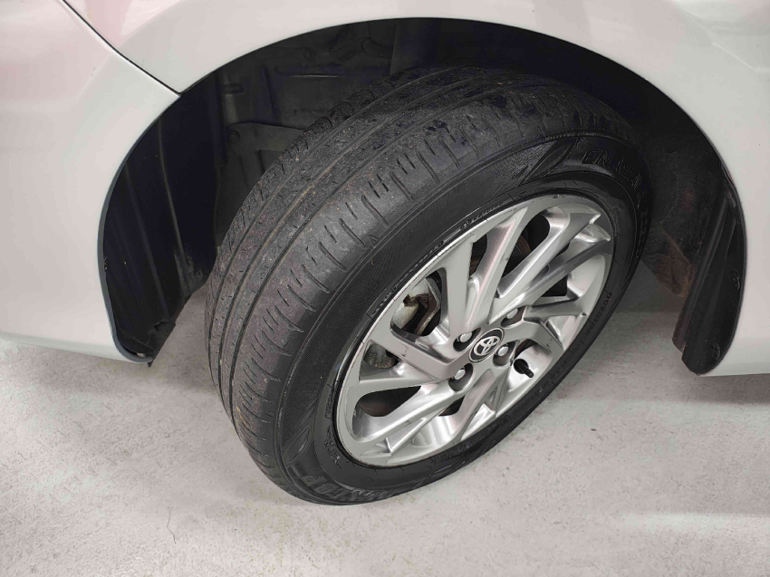 toyota yaris 1.5 16v flex xs connect multidrive 4p automatico 202311