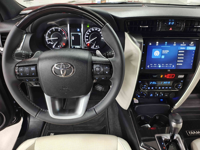 toyota hilux sw4 2.8 d-4d turbo diesel diamond 7l 4x4 automatico 4p 20248