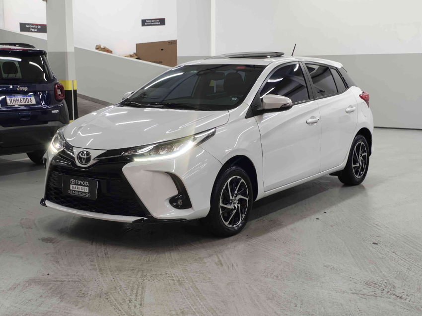 toyota yaris 1.5 16v flex xls connect multidrive 4p automatico 20232