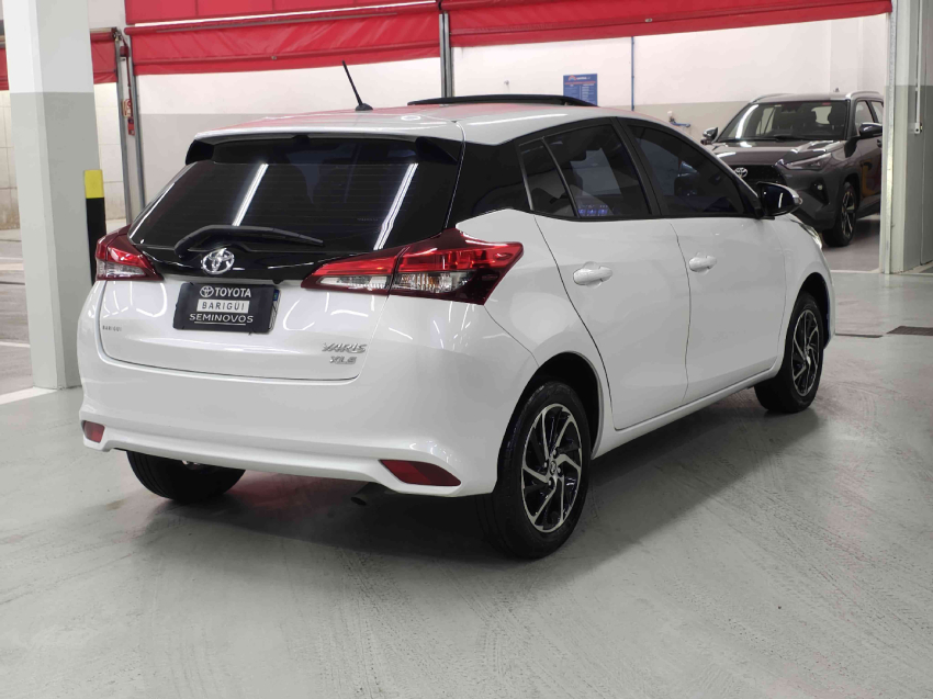 toyota yaris 1.5 16v flex xls connect multidrive 4p automatico 20235