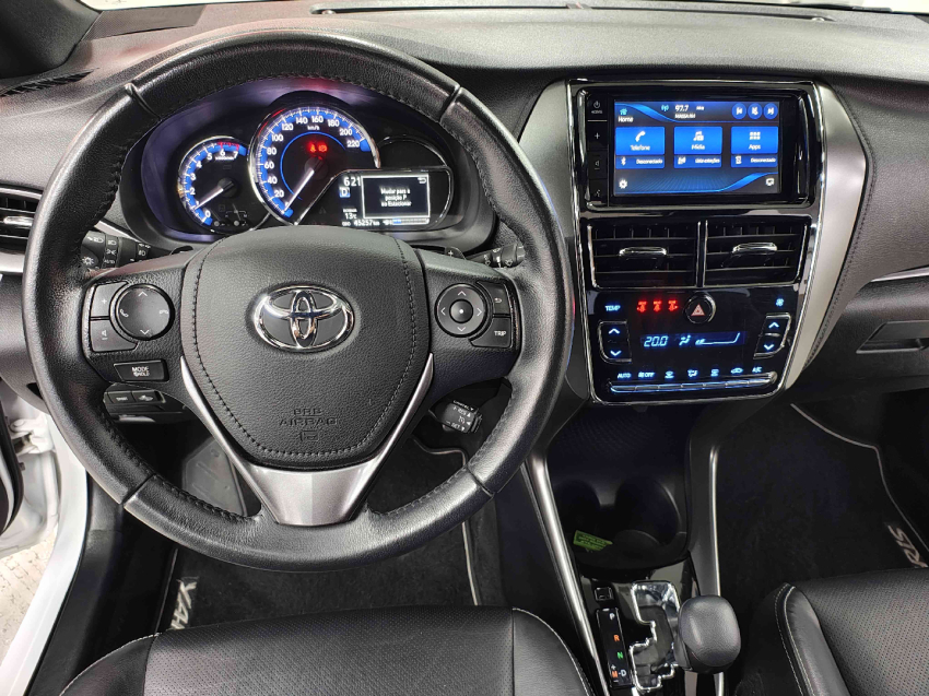 toyota yaris 1.5 16v flex xls connect multidrive 4p automatico 20238