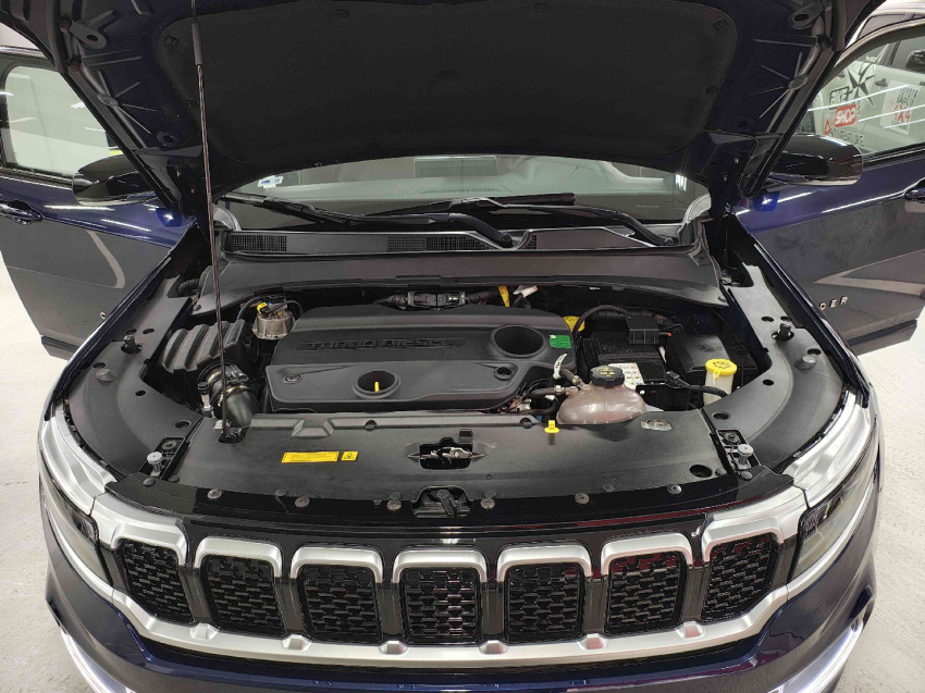 jeep commander 2.0 td380 turbo diesel overland at9 4p automatico 202313
