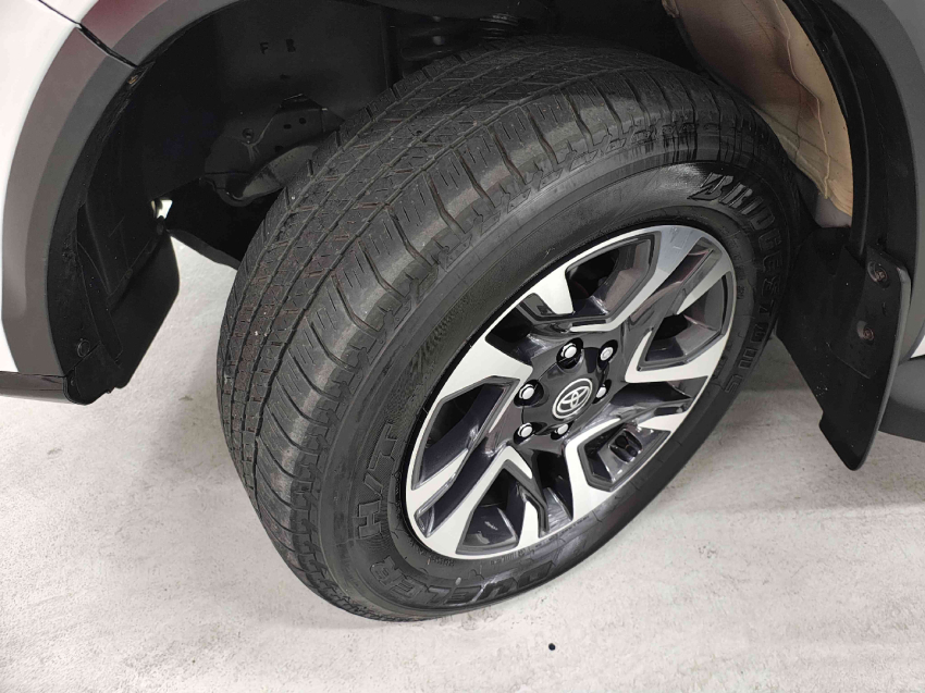toyota hilux sw4 2.8 d-4d turbo diesel srx platinum 4x4 automatico 4p 202411
