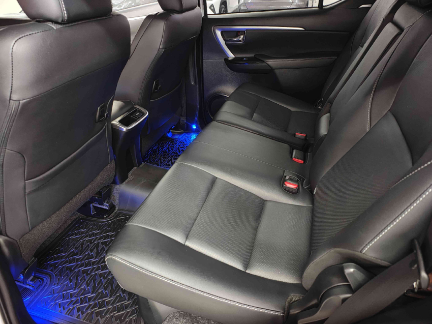 toyota hilux sw4 2.8 d-4d turbo diesel srx platinum 4x4 automatico 4p 20246