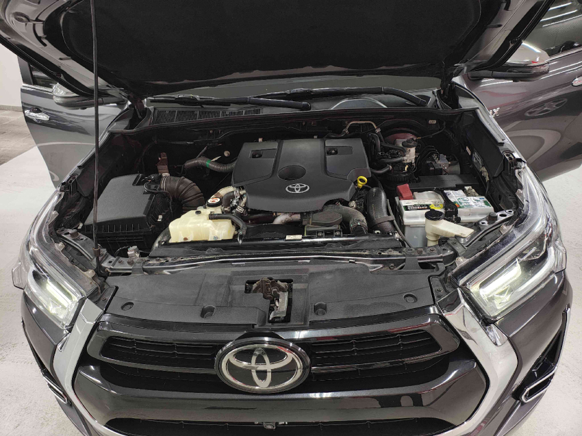 toyota hilux 2.8 d-4d turbo diesel cd srx 4x4 automatico 4p 202212