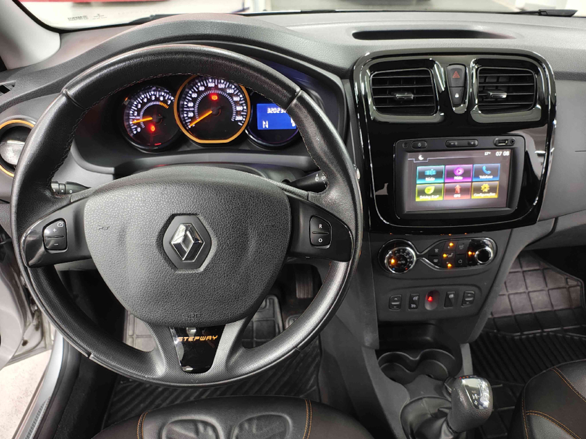 renault sandero 1.6 16v sce flex stepway dynamique easy-r 4p semiautomatico 20198