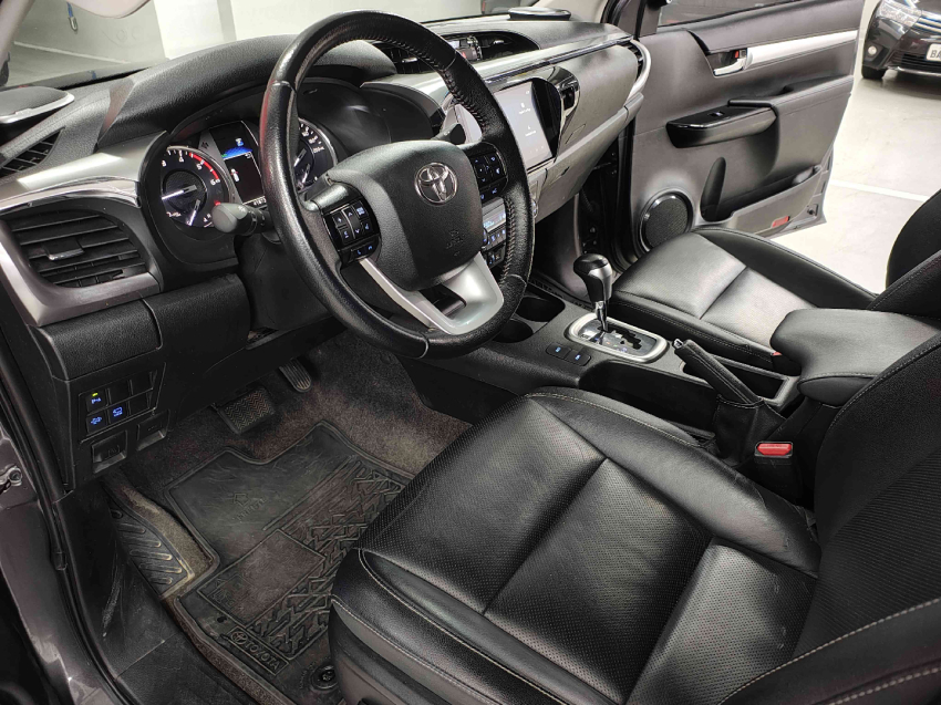 toyota hilux 2.8 d-4d turbo diesel cd srx plus 4x4 automatico 4p 20259