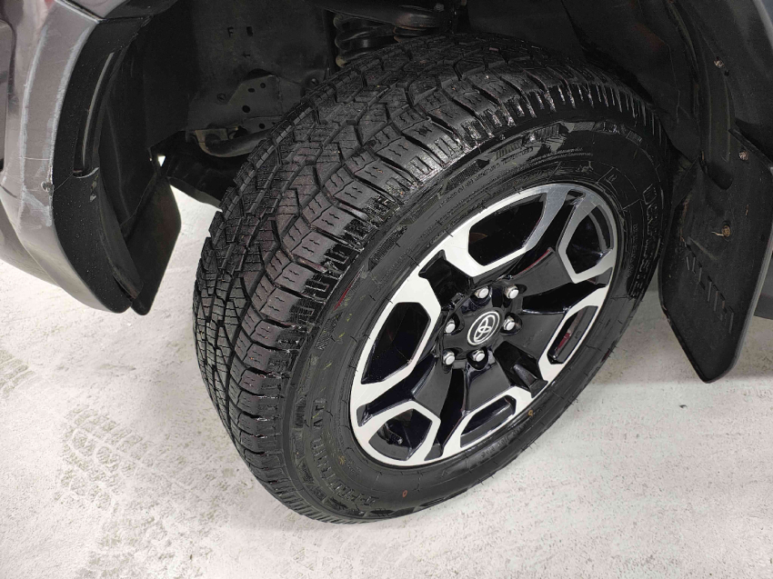 toyota hilux 2.8 d-4d turbo diesel cd srx plus 4x4 automatico 4p 202511