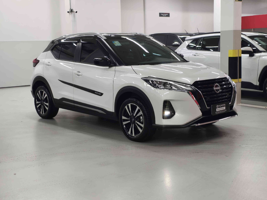 nissan kicks 1.6 16v flexstart advance xtronic flex 4p automatico 2024