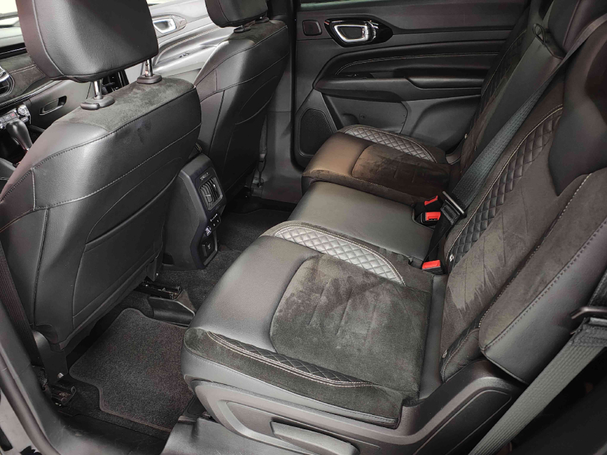 jeep commander 2.0 hurricane 4 turbo gasolina blackhawk at9 4p automatico 20257
