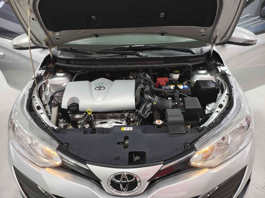 toyota yaris 1.5 16v flex sedan xs connect multidrive 4p automatico 202112