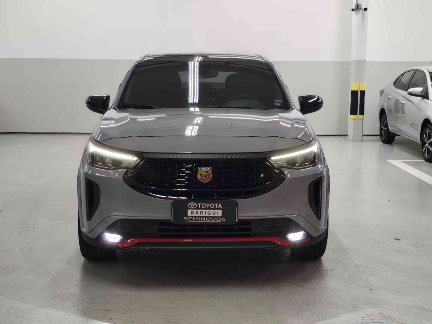 fiat fastback 1.3 turbo 270 flex abarth at6 4p automatico 20251