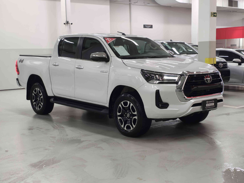 toyota hilux 2.8 d-4d turbo diesel cd srx 4x4 automatico 4p 20250