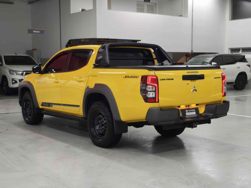 mitsubishi triton 2.4 biturbo diesel cd gls 4x4 automatico 4p 20243