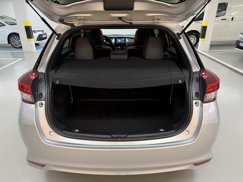 toyota yaris flex automatico 20258