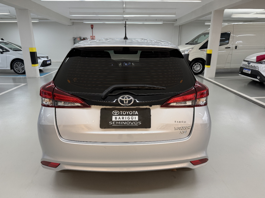 toyota yaris flex automatico 20254